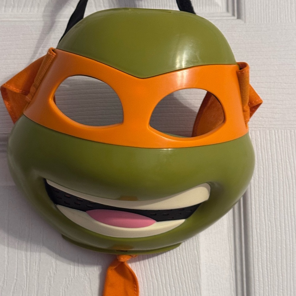 TMNT Michelangelo Mask 2013 Teenage Mutant Turtles Child’s Play Dress Up Toy